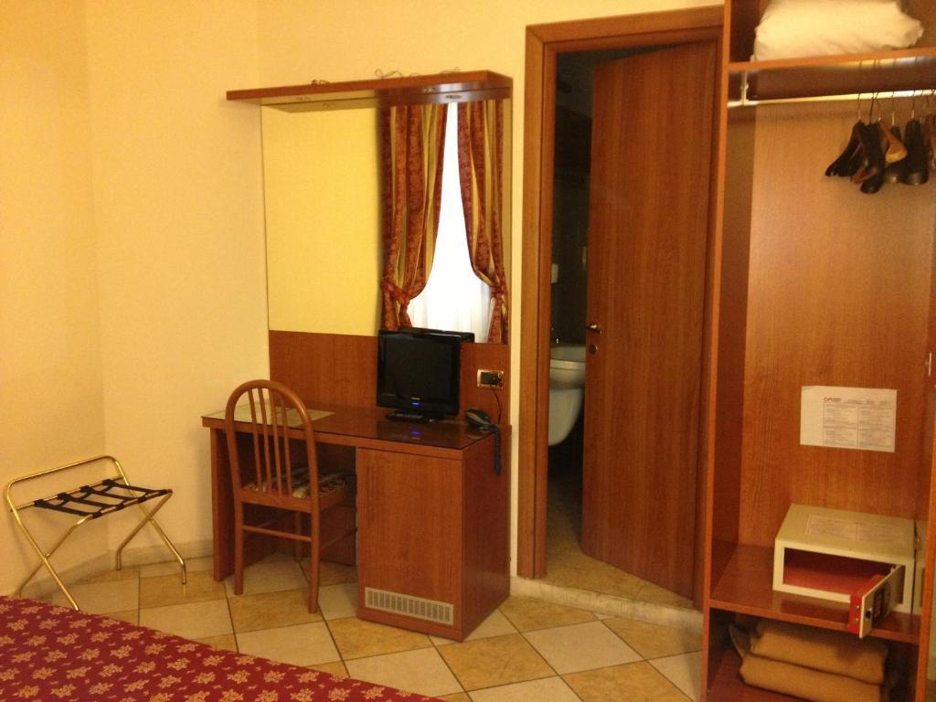 Hotel Chicago Rome Room photo